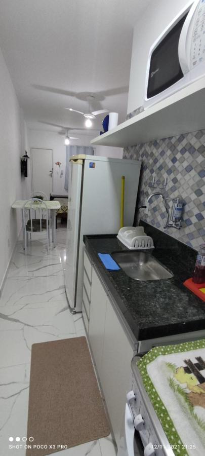 Quitinete No Centro A Poucos Passos Da Praia 瓜拉派瑞 外观 照片